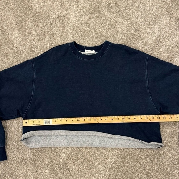 Good American Cropped Navvy Cotton Crewneck Sweatshirt Size Medium, Like New EUC - Picture 4 of 7